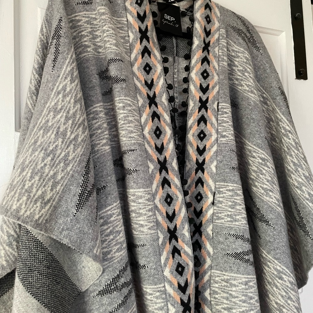 Ladies poncho/wrap